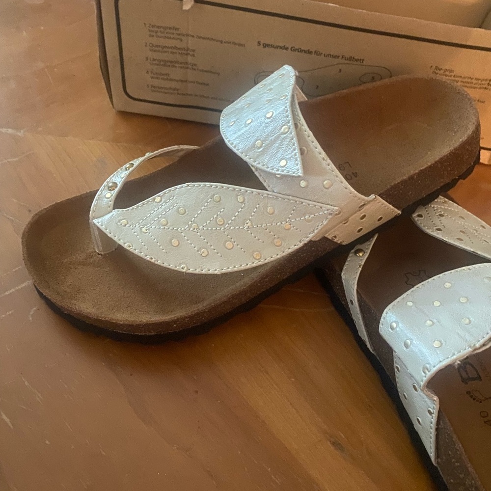 Betula by Birkenstock cute NEW sandals